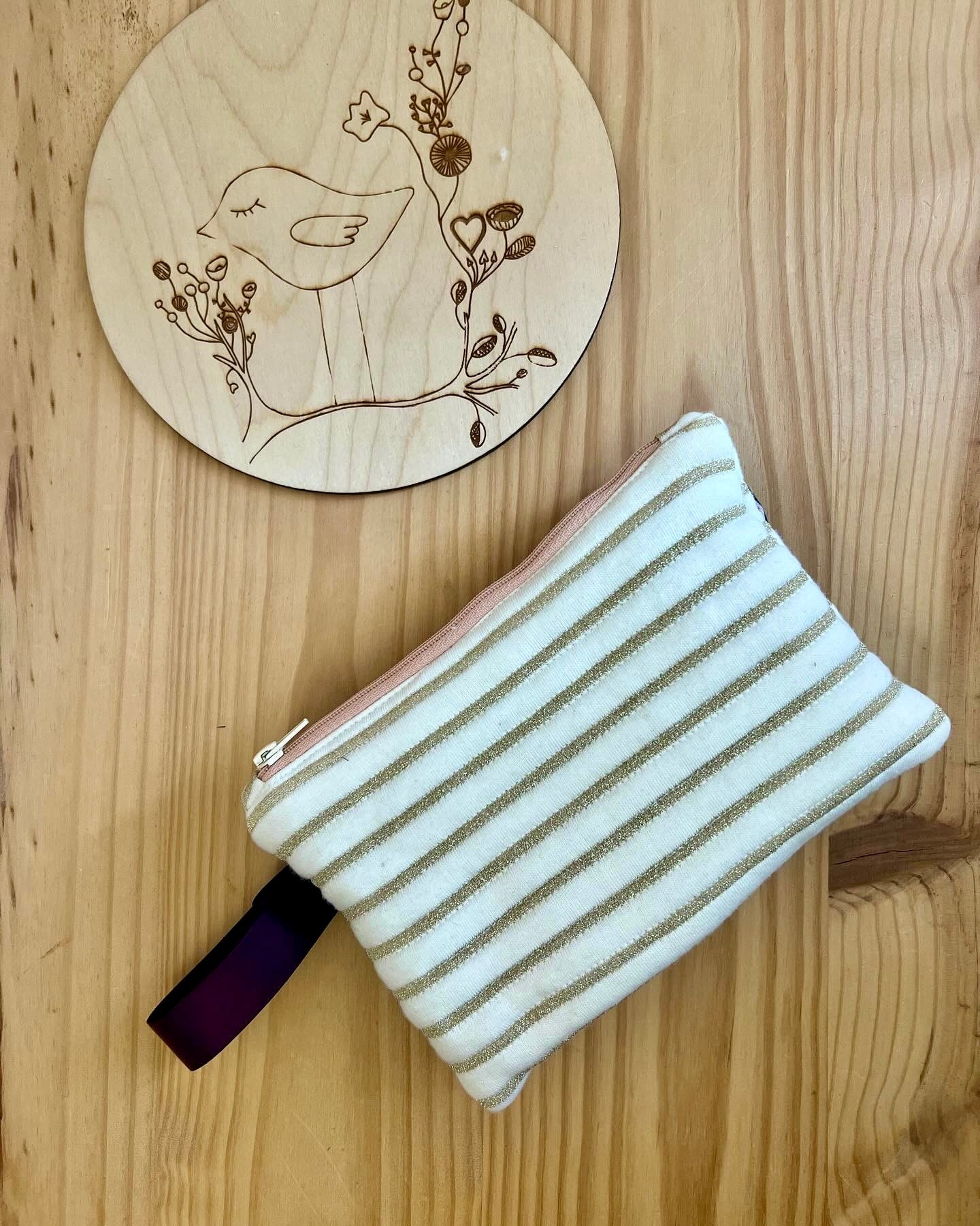 08 - La Pochette Jumelle