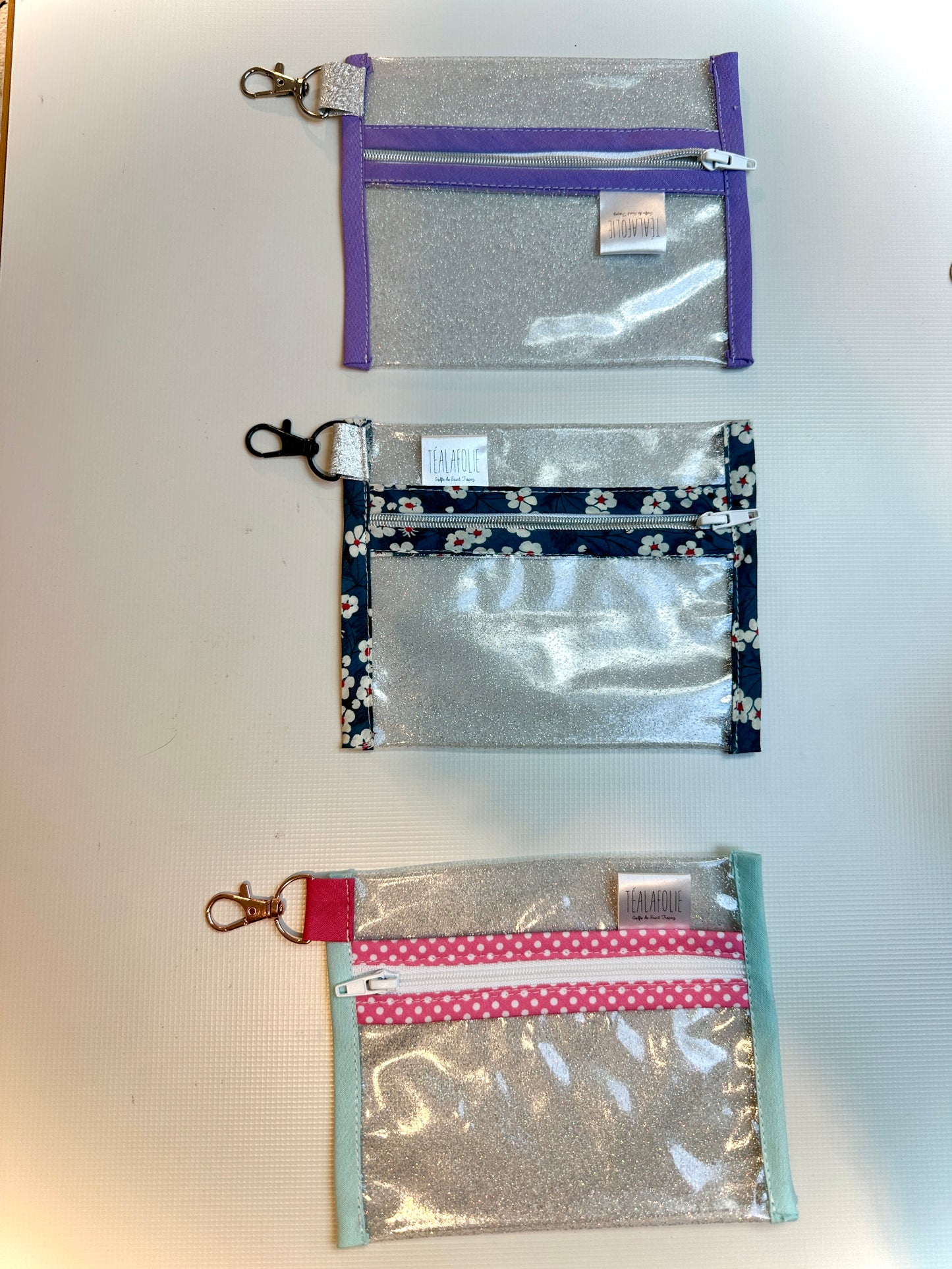 001 - La Tiny Glass Pockett